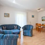 Freesenbruch Reihenhaus 8c - Kleiner Krake Zingst
