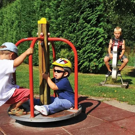 Ferienhaus Freesenbruch Reihenhaus 8c - Kleiner Krake Ostseeheilbad Zingst
